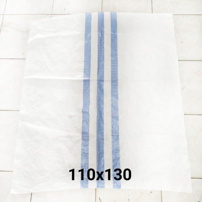 Karung Plastik uk. 110 x 130 cm